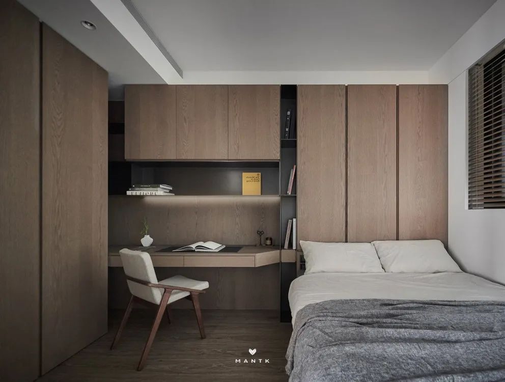 将自然质地捎进屋内，6口之家的理想共居