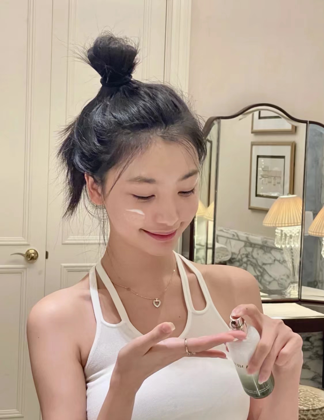 女人想“抗初老”，别只会买精华,水乳选对了,省钱又能养出好皮肤