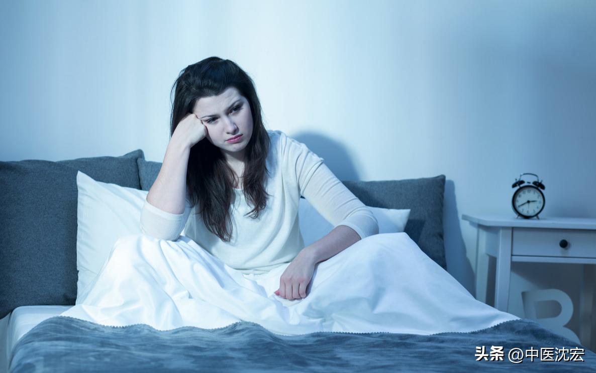 失眠梦多睡不着为什么要治疗,长期失眠吃什么安神睡眠