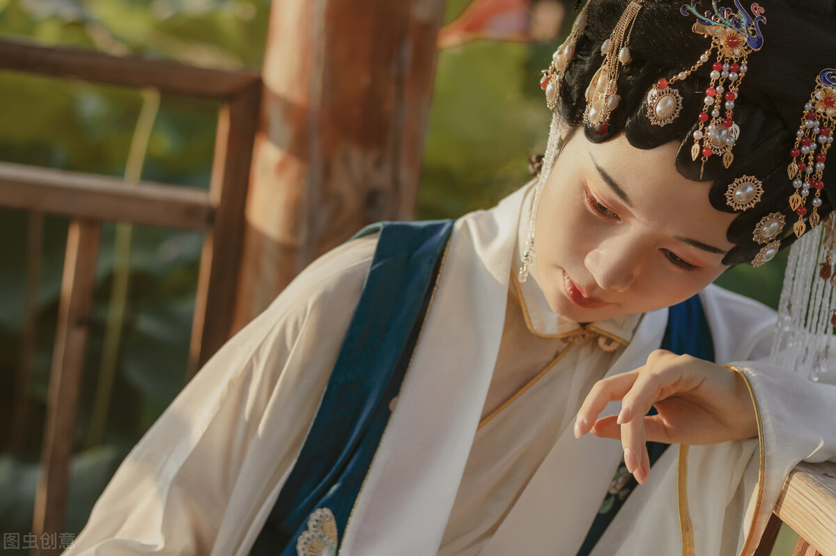 小戎诗经写的是哪里,诗经小戎全文及注解