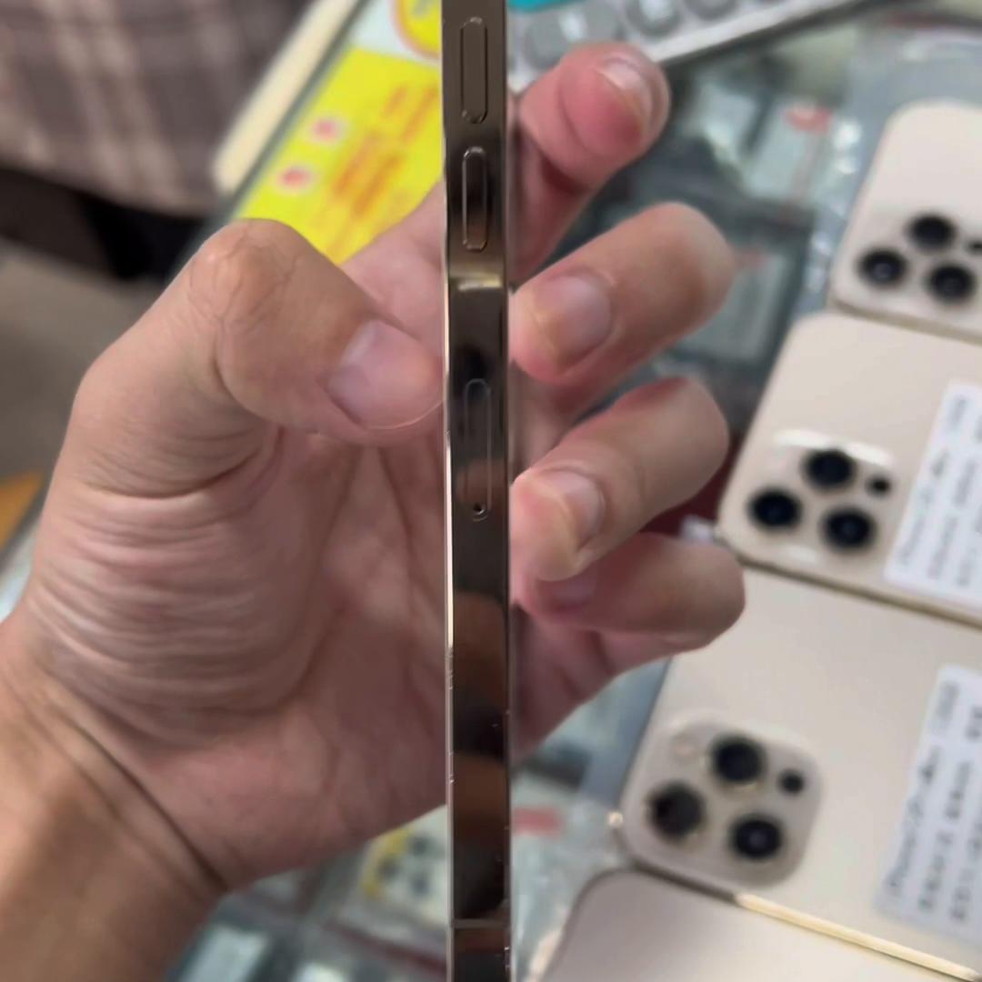 卡贴机到底能不能买，视频比较长，讲的很详细，看完你再不...