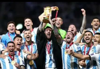 为什么梅西在足球界的认可度更高,中国足球梅西近况