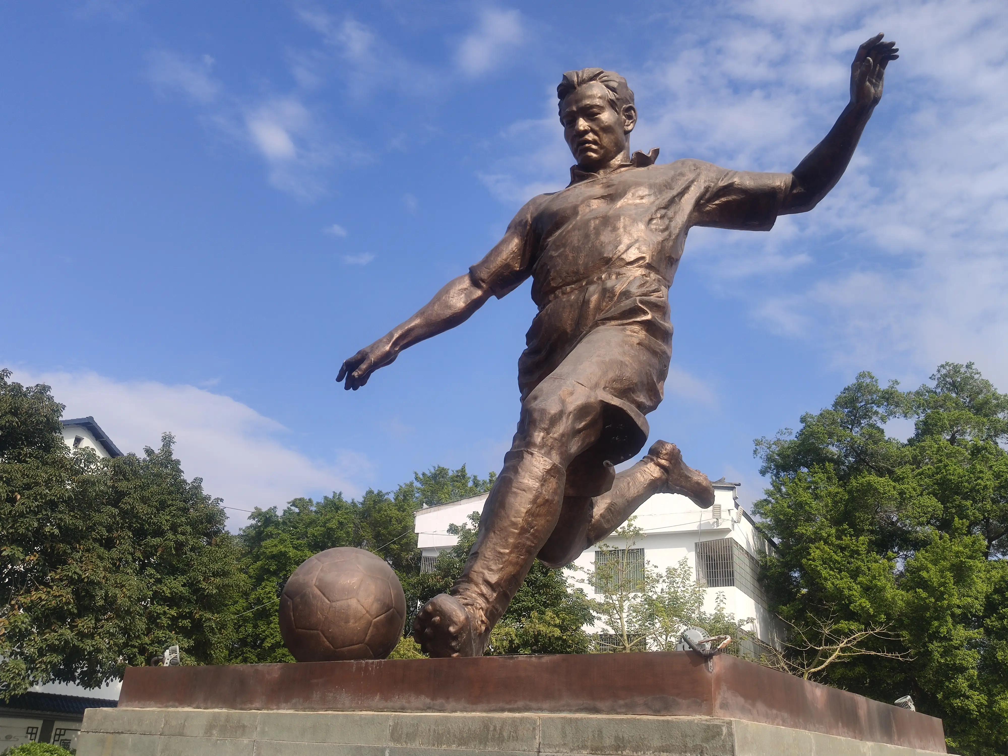 李惠堂梅州足球队,梅州球王李惠堂简历