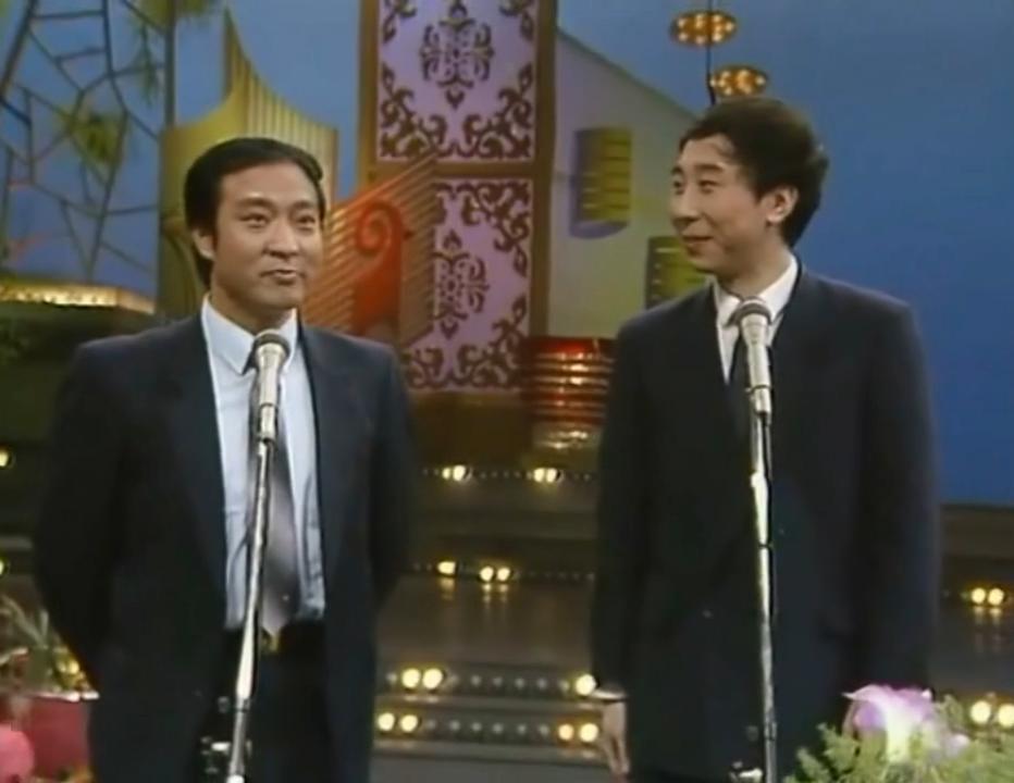 春晚说中国足球的小品,春晚调侃中国足球