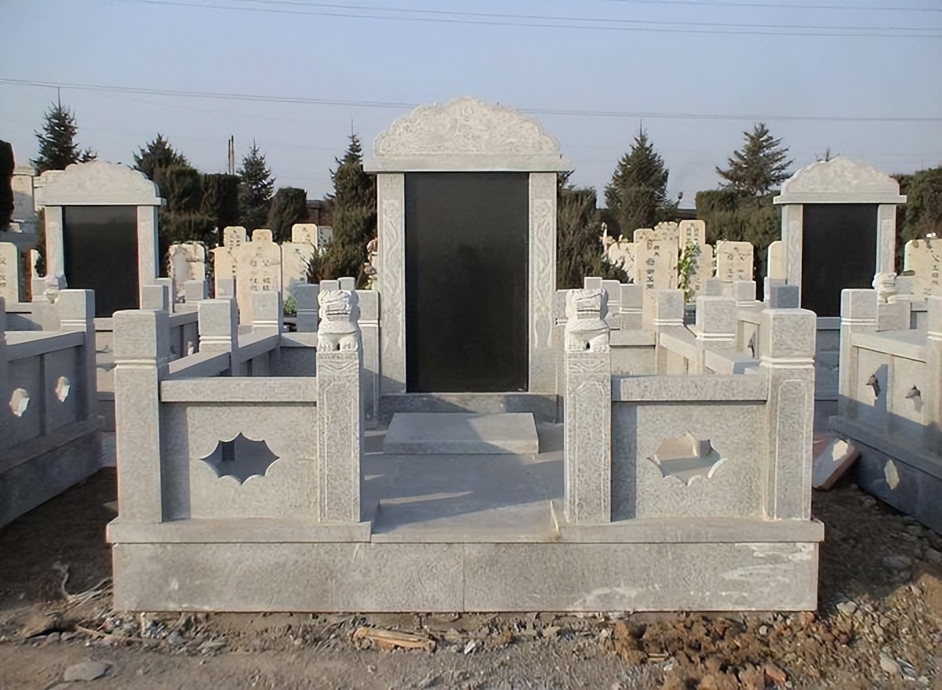 墓碑立碑有什么讲究和忌讳,立墓碑十大禁忌