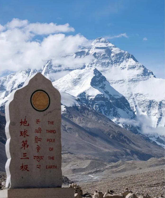 7月24日|浓浓援藏情，沪藏一家亲珠穆朗玛峰、扎什伦布寺9日“上海-日喀则”援藏旅游包机活动