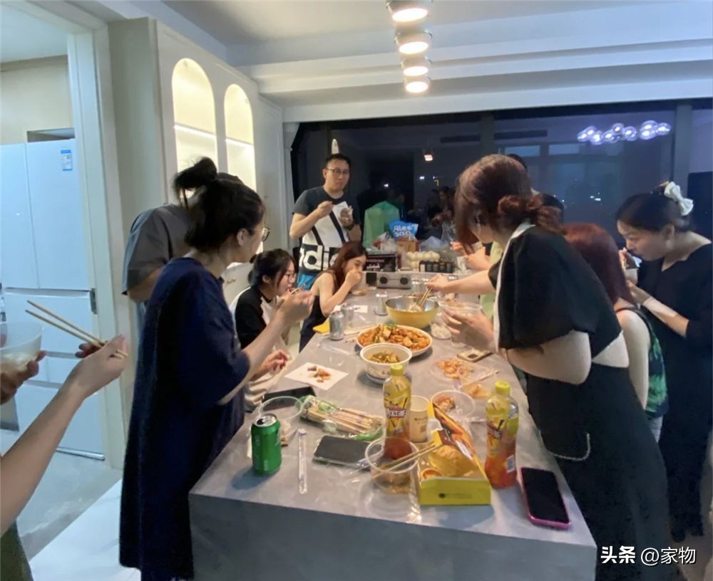 2020年8月搬家入宅习俗禁忌,乔迁不是迷信是想要仪式感