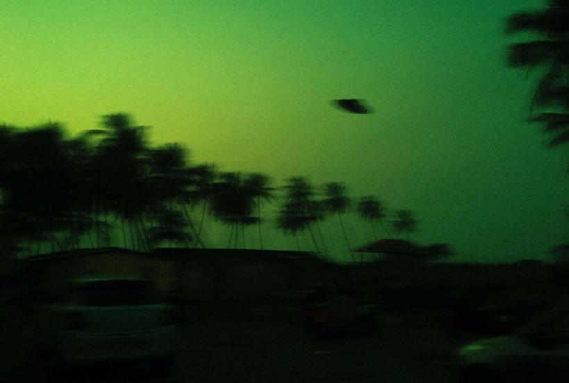 美国人发现海滩尸体,美国警方发现沙漠人体遗骸