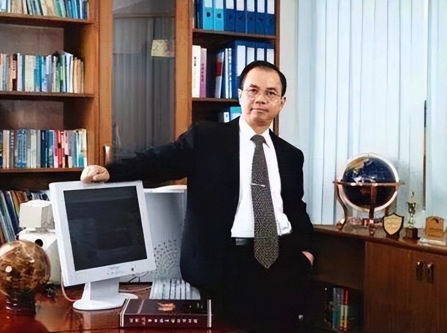 打工妹一夜之间变成富家女,打工妹流浪汉完整版