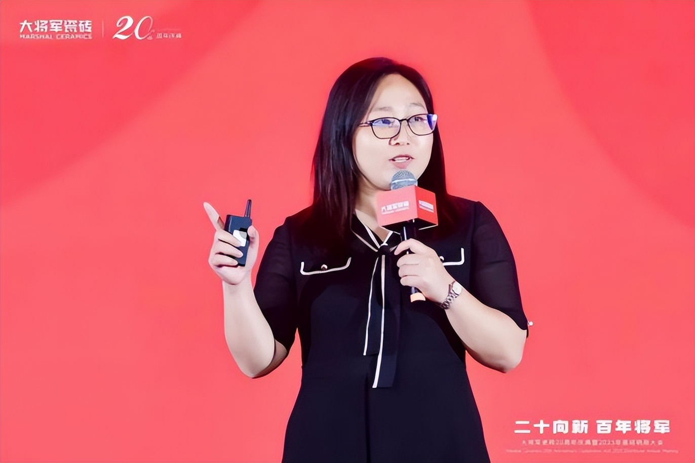 踏上百亿征程，这家陶瓷品牌向“百年企业”进军！