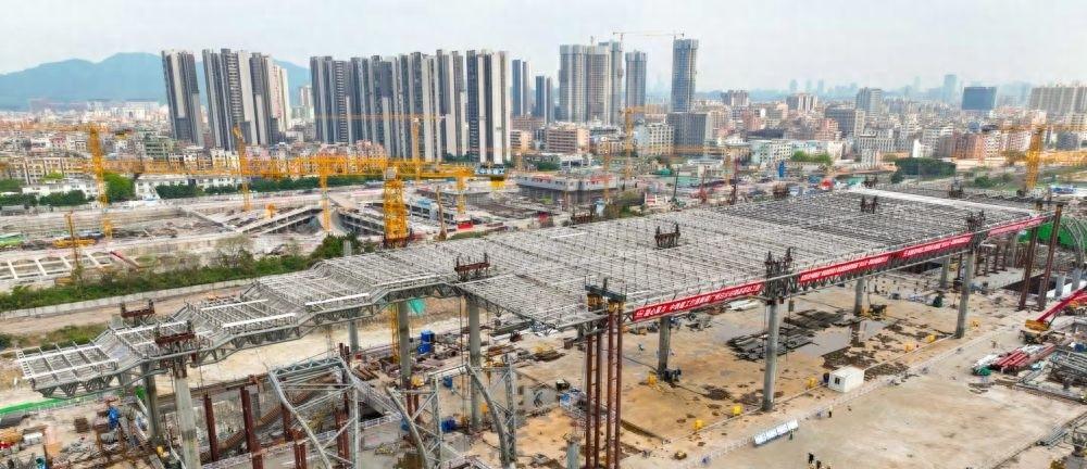 中国最大火车站白云站效果图,白云火车站世界第一大火车站