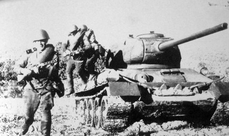 日本首相和外相进俄禁入名单,日本新任首相对待北方四岛态度