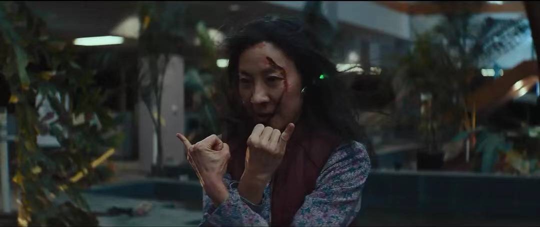 瞬息全宇宙影片特色,瞬息全宇宙电影烂不烂