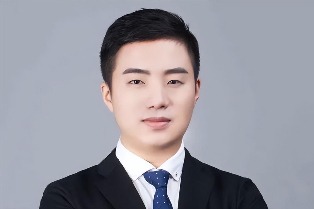 靠10平米店铺月赚8万,在小镇上开一家蜜雪冰城年利润