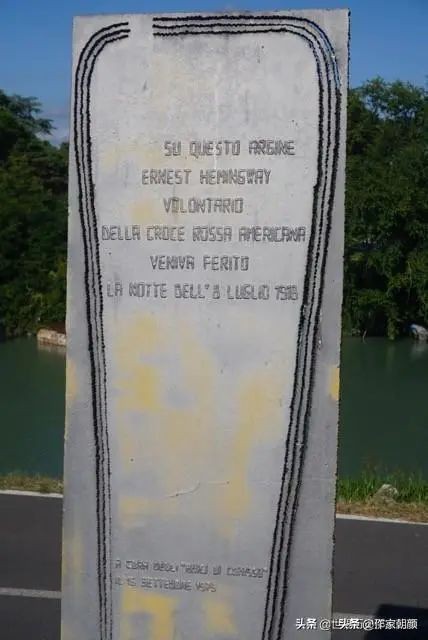 海明威经历过两次飞机失事,海明威两次世界大战