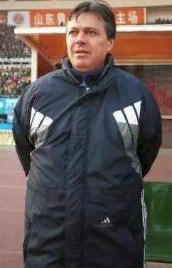 男足怎么进步,中国男足如何变得更强大