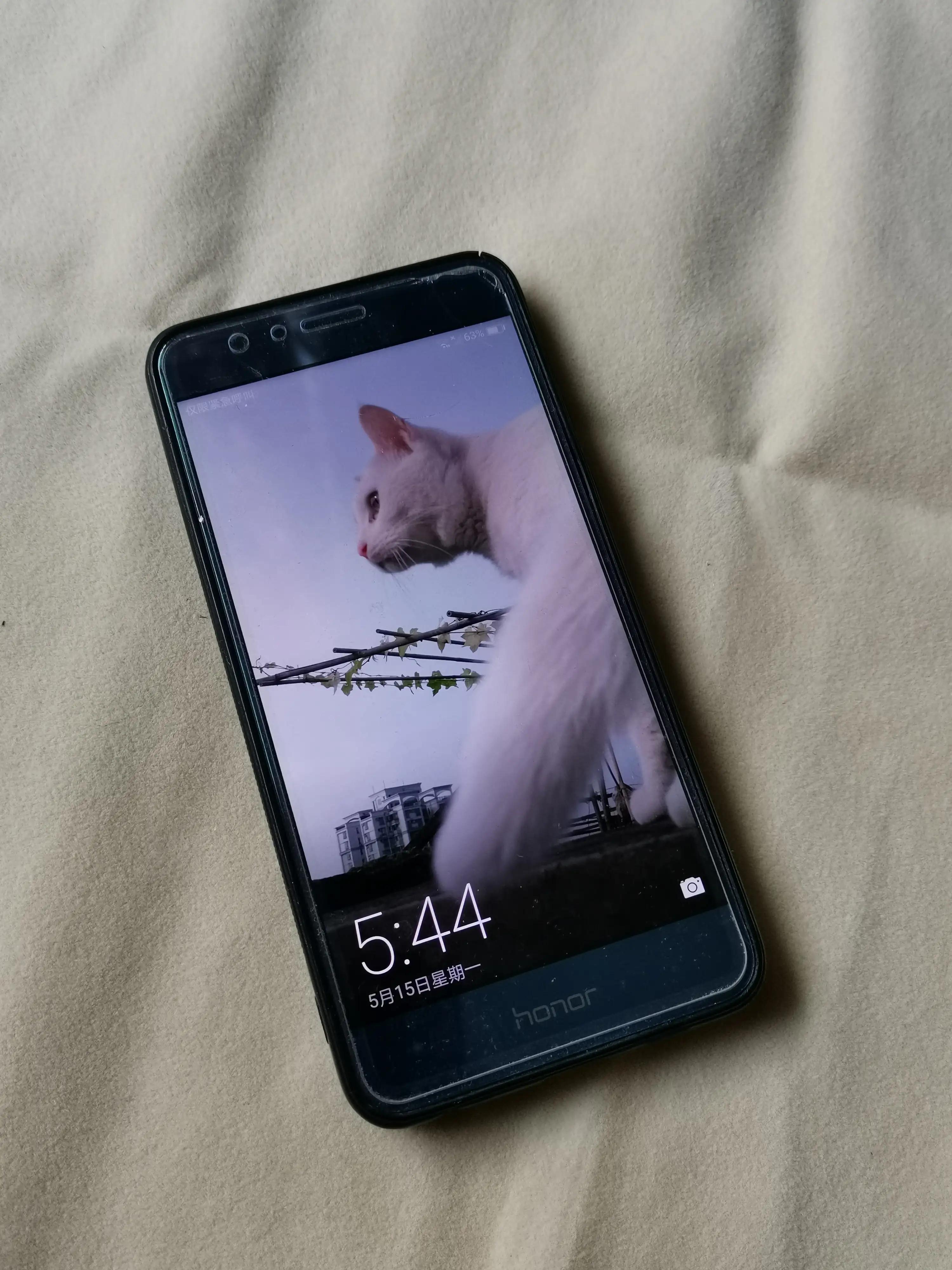 10999安卓手机,900块安卓手机