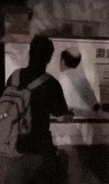 女朋友平胸我该怎么安慰,女朋友平胸该怎么安慰