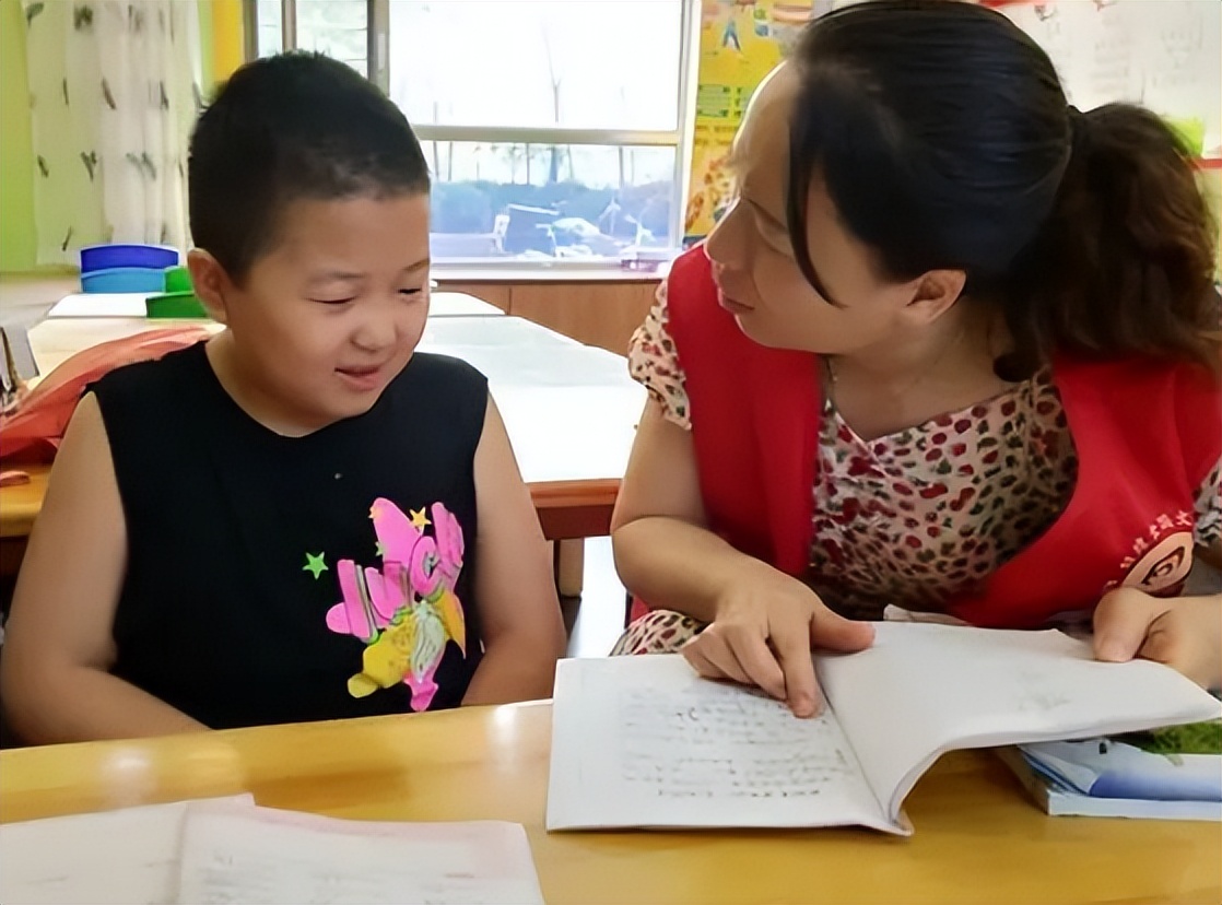 批改语文作业简单评语,语文教师批改作业的简短评语