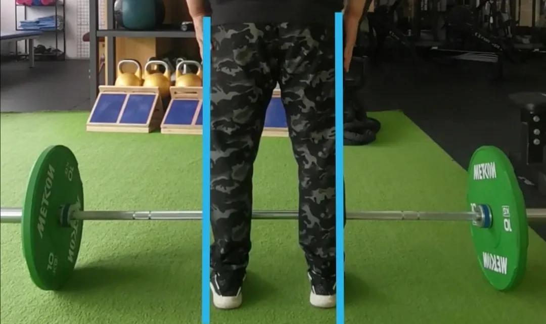 三大项深蹲和硬拉哪个容易上重量,高次数力量训练能否提高运动表现