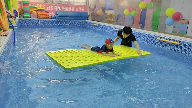 抚宁小鱼尼莫亲子水育中心,小鱼尼莫儿童游泳成长中心抚宁店