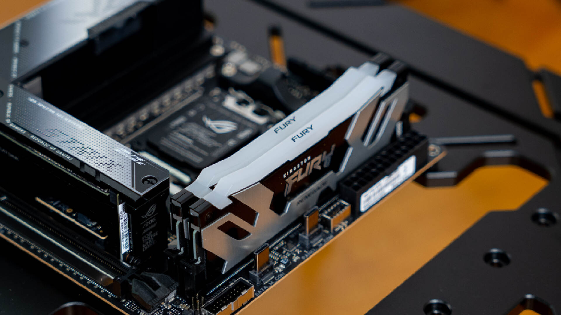 amd最新移动处理器锐龙7000,amd发布锐龙7000处理器价格