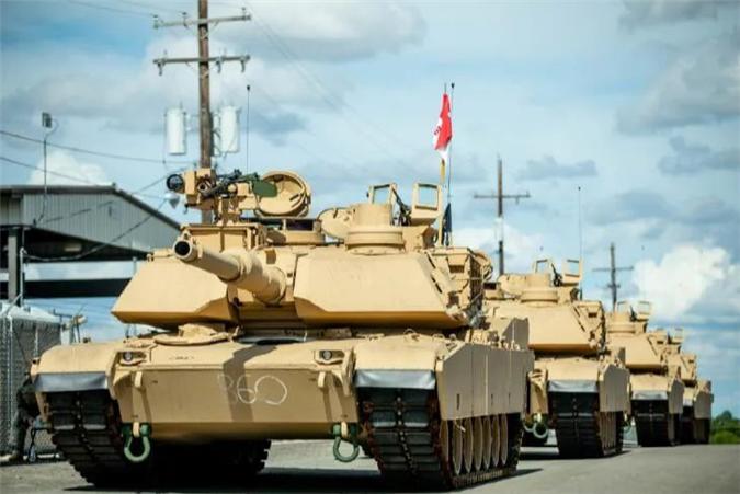 澳洲已被美国忽悠瘸了！四周全是海，却买了一堆坦克“应对中国”