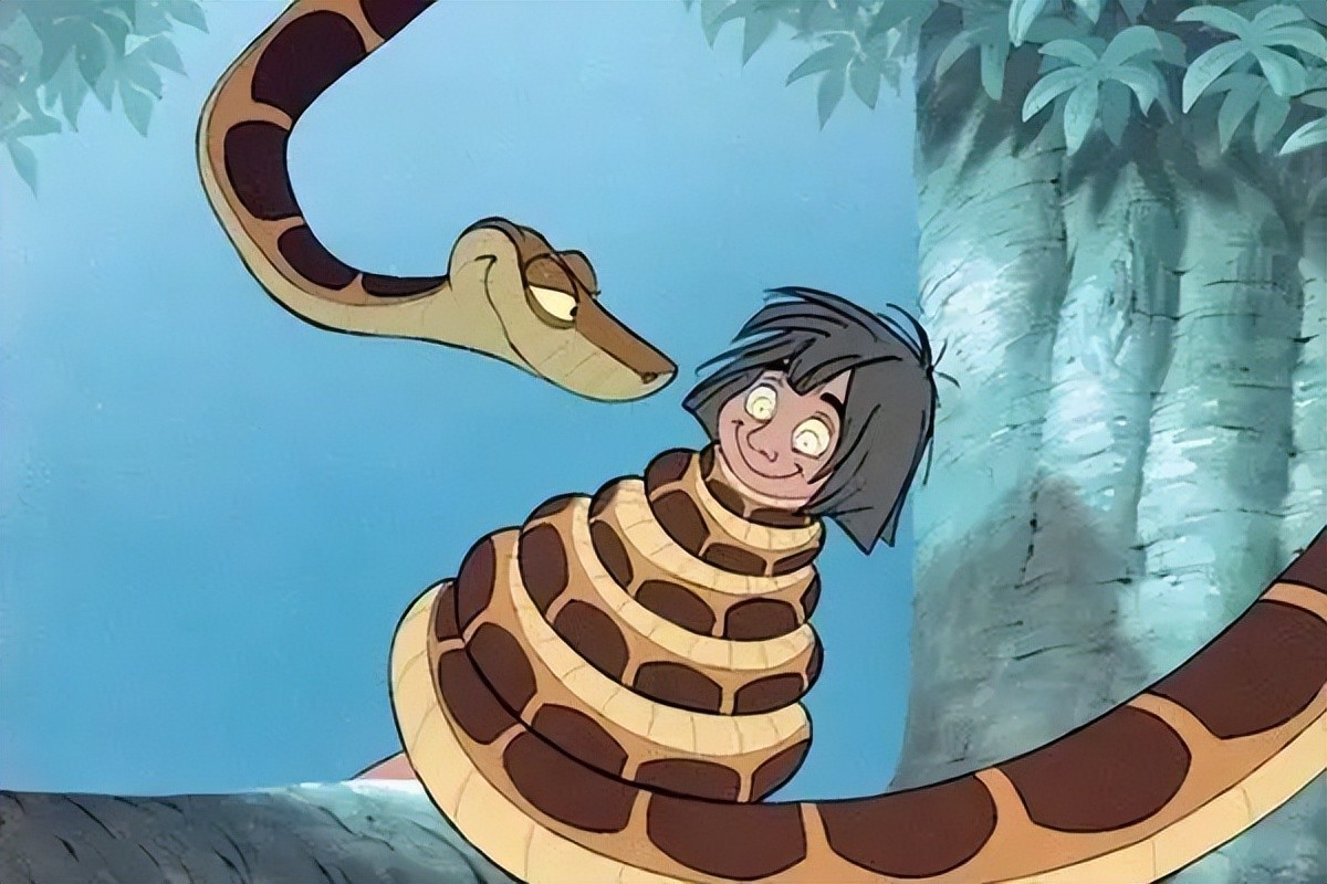 村民家中惊现200公斤重巨蟒,河里惊现500公斤重巨蟒