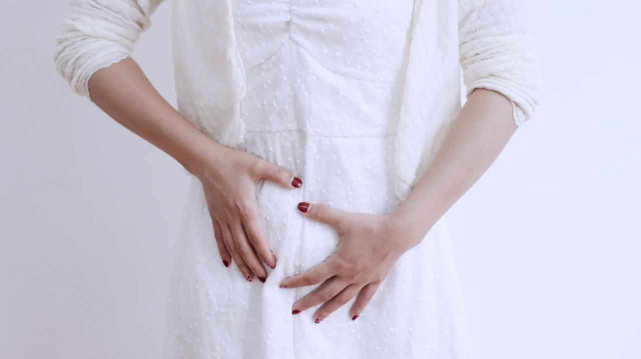 女性尿频,是什么原因导致的?这4点需小心,建议及早检查