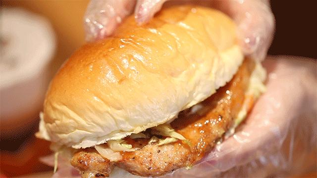 丹霞庄出现一个奇怪阿叔，一万块的店租竟卖起一元一只大鸡腿