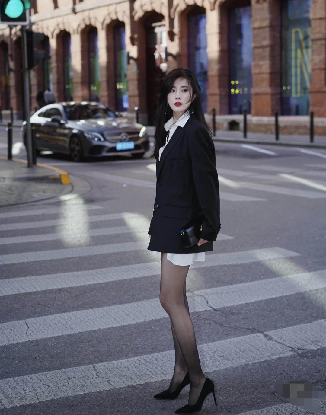 弹力袜高跟鞋怎么搭配好看,丝袜高跟鞋怎么穿搭更好看