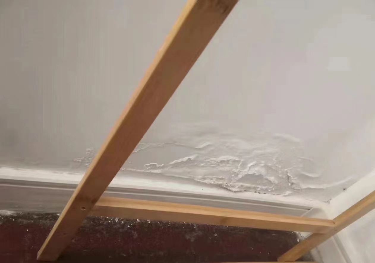 台风玻璃窗进水怎么解决,玻璃窗进水怎么解决