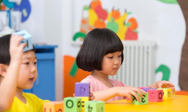 孩子语言怎样算迟缓,宝宝语言能力落后怎么办智商正常