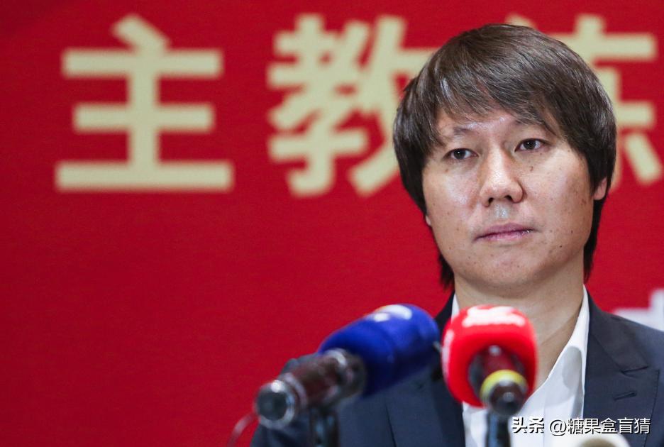 李铁郝伟被抓是中国足球的悲哀!2人都拿过最佳主帅泰山队受影响