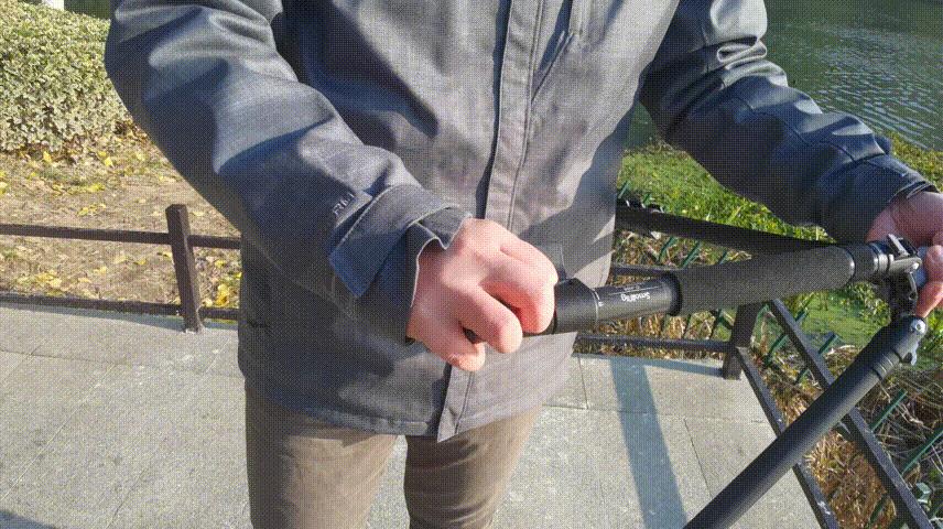 入门碳纤维三脚架推荐,斯莫格三脚架碳纤维和铝合金