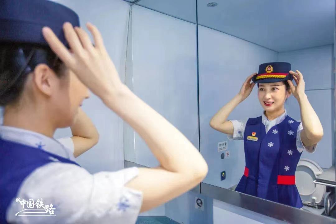 兰州铁路局高铁夏季制服,广州高铁乘务员制服
