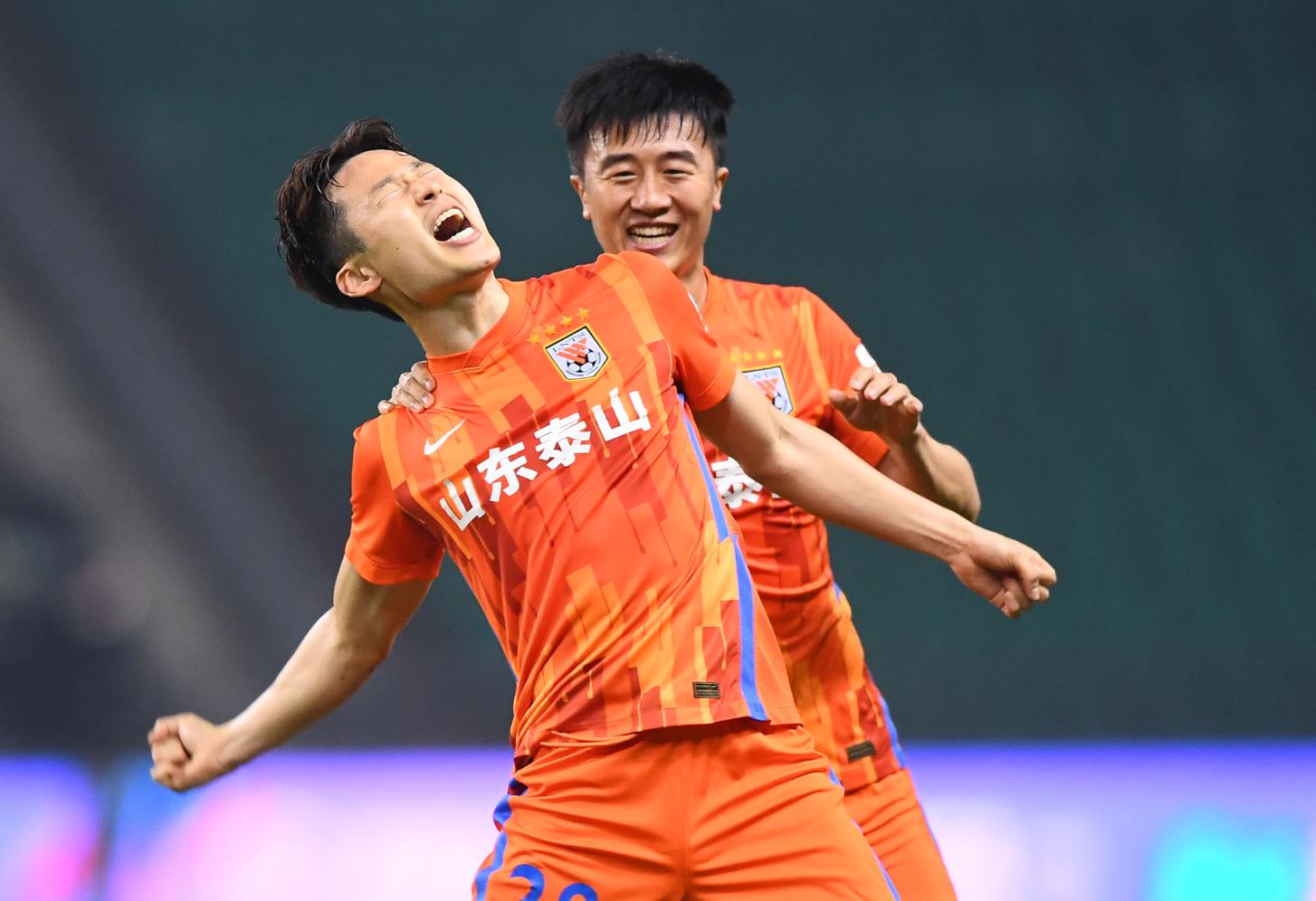 上海申花vs上海上港裁判是谁,上海申花vs重庆两江竞技