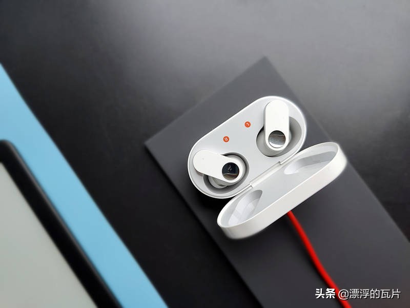 200以下的蓝牙耳机真的不行吗,两百左右开放式蓝牙耳机怎么样