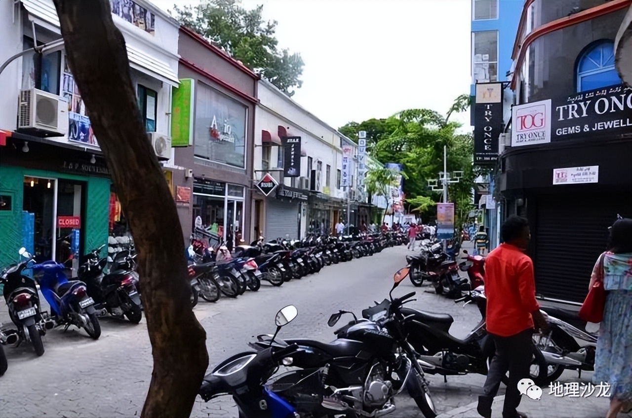 马尔代夫首都马累面积多大,马尔代夫最小首都