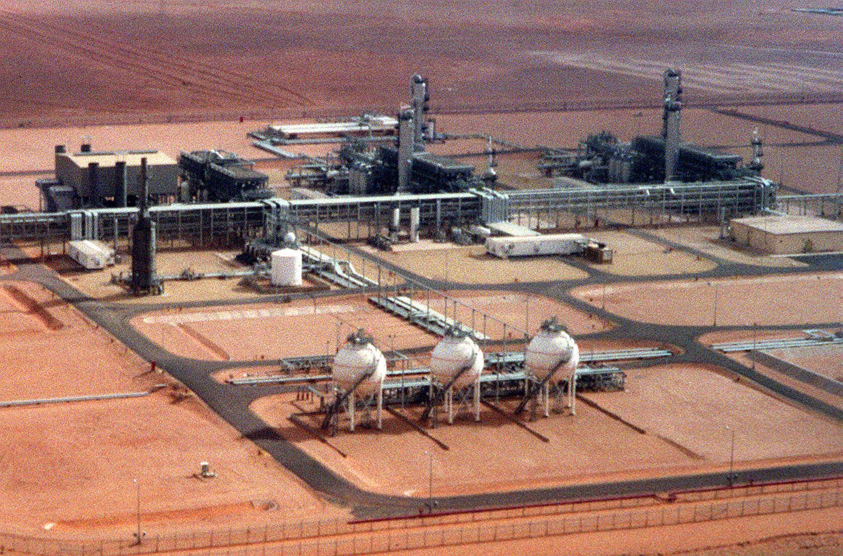 撒哈拉沙漠形成世界最大沙漠原因,世界最大沙漠是撒哈拉沙漠吗