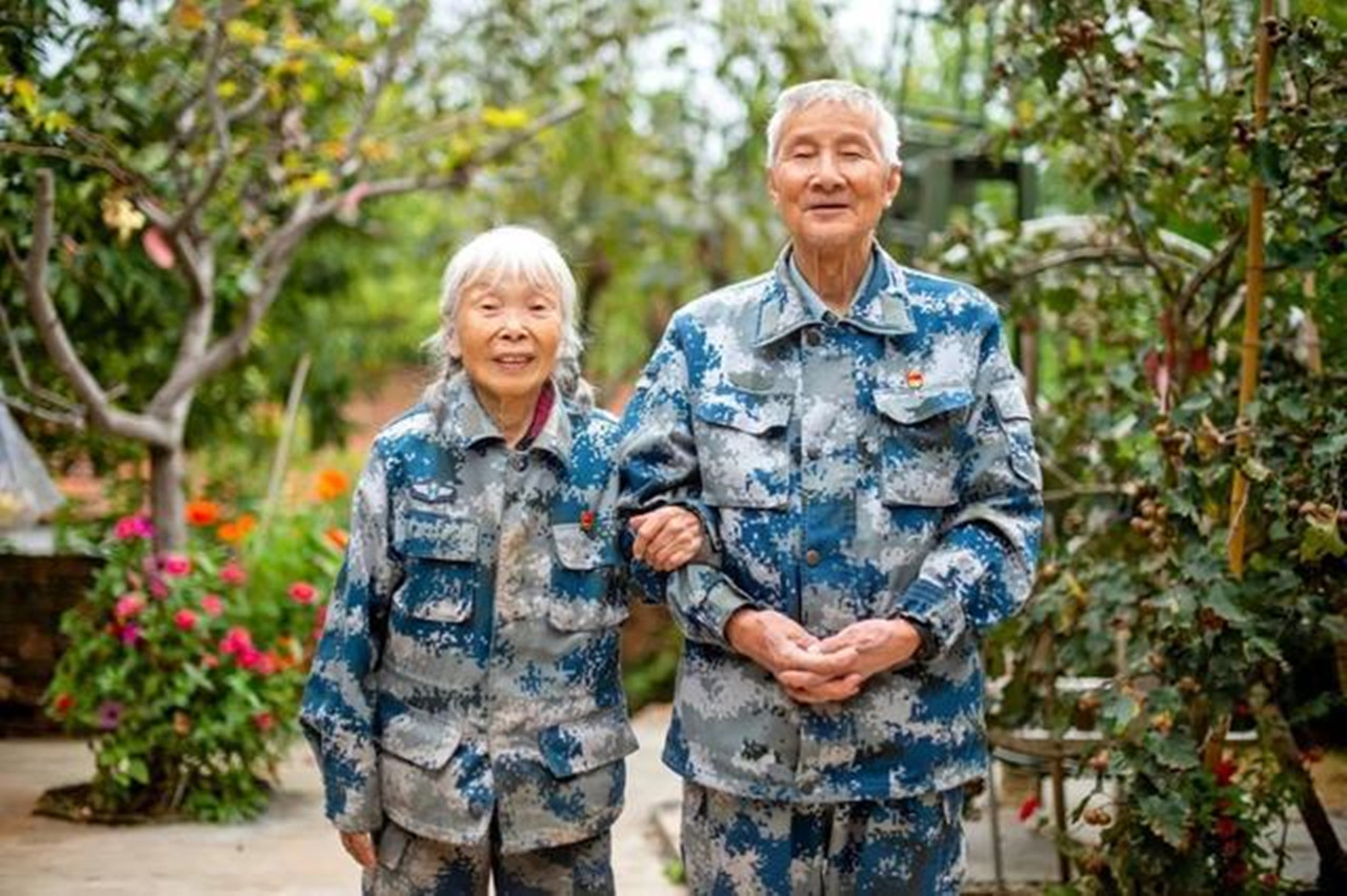 中国第一女空降兵马旭,清贫的现代名人马旭简介