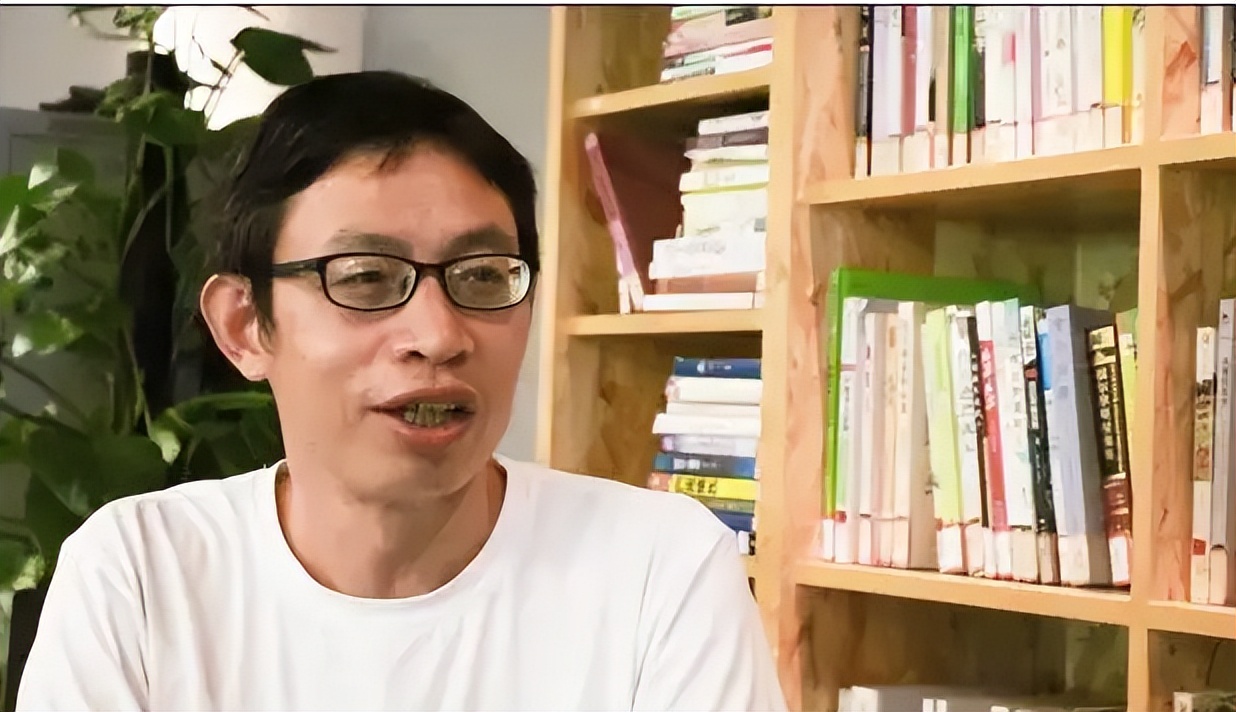 范跑跑地震逃跑是怎样被发现的,范跑跑地震逃跑时关门了吗