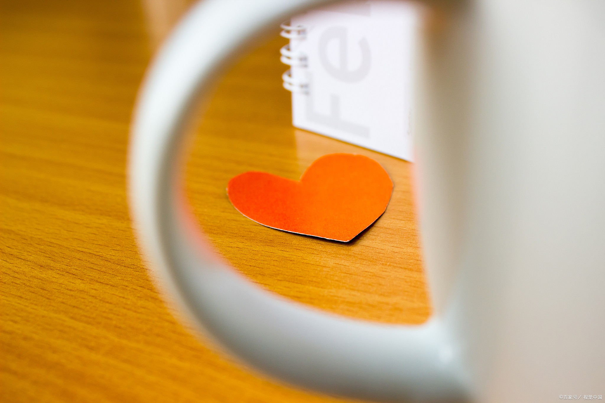 为什么男生买东西要先问女生要不要呢？