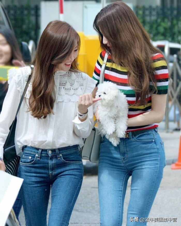 姜敏京牛仔裤穿搭,姜敏京牛仔裤写真