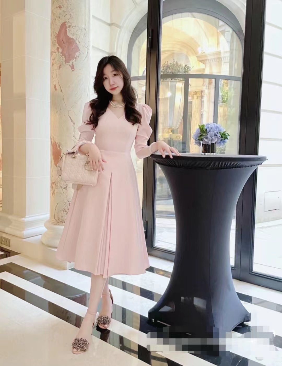 韩剧千金穿搭连衣裙,韩剧财阀千金穿搭黑色连衣裙