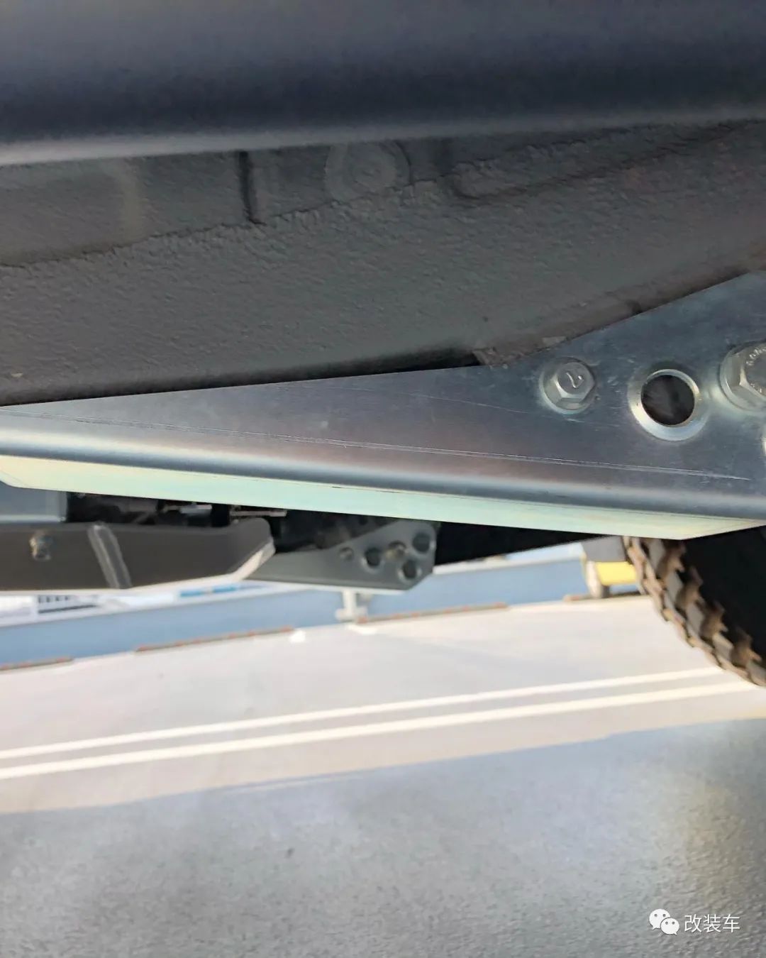 铃木吉姆尼进化,铃木吉姆尼霸气升级