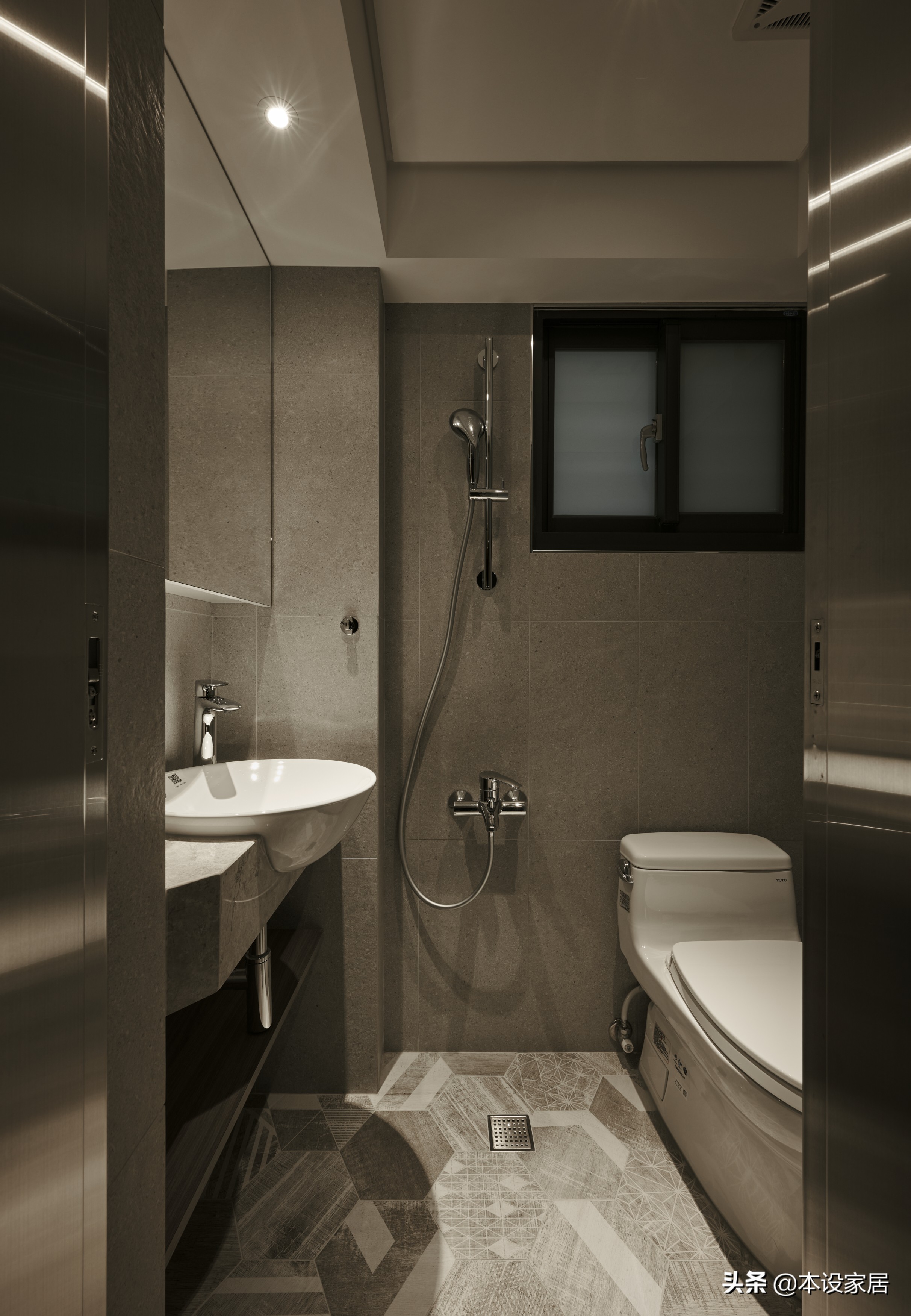 赞！56岁中年夫妇坚持断舍离6年，74㎡小宅干净清爽，太治愈了