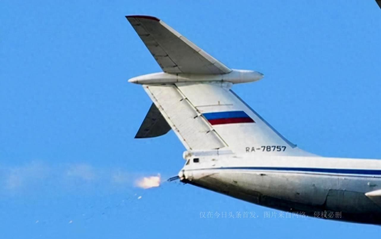 烈焰战神火葬场,烈火战神火焰喷发