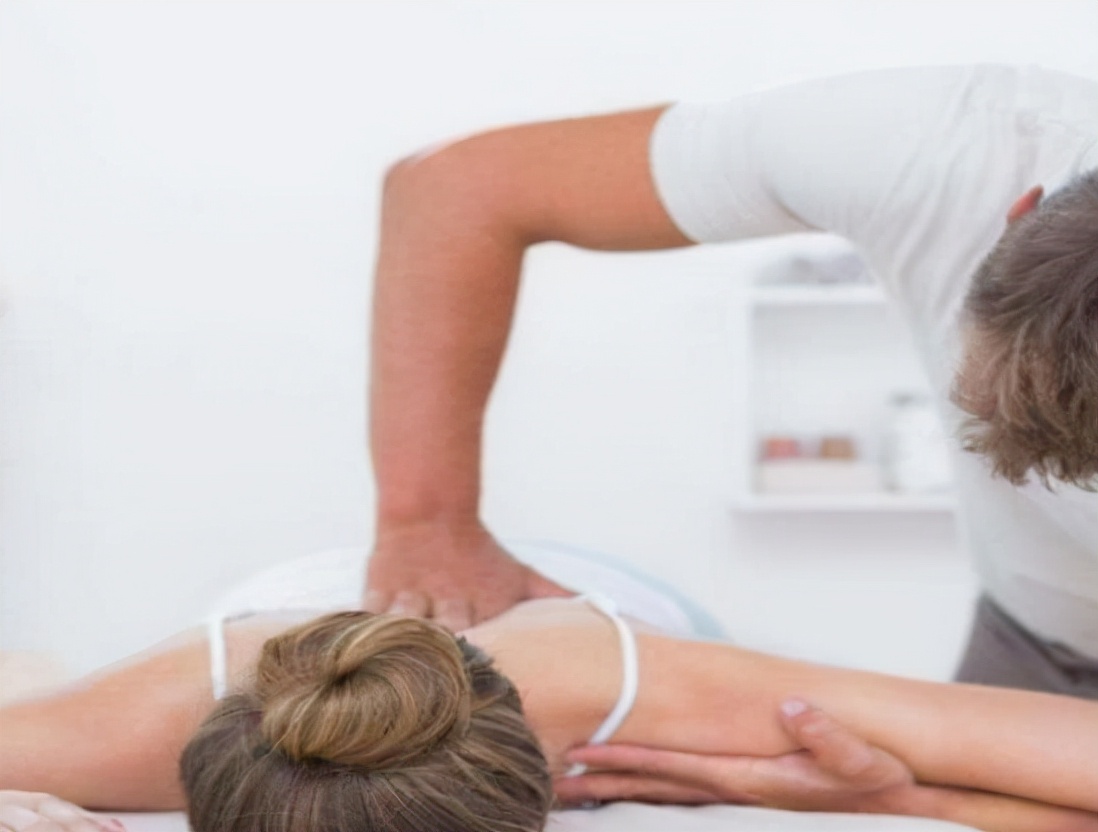 更年期女性手指腱鞘炎,女性绝经易患屈指腱鞘炎吗