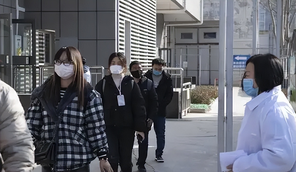 富士康对疫情期间不能上班的规定,郑州富士康疫情对待员工的措施